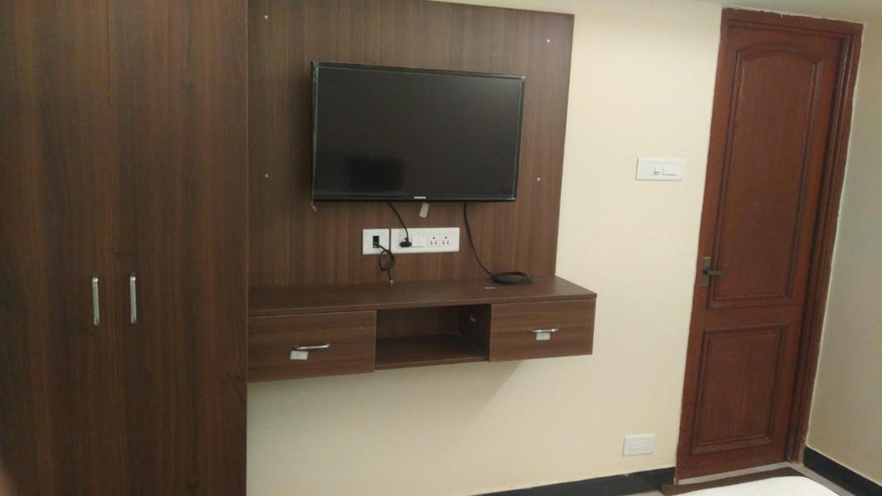A.R Residency Hotell Chennai Eksteriør bilde