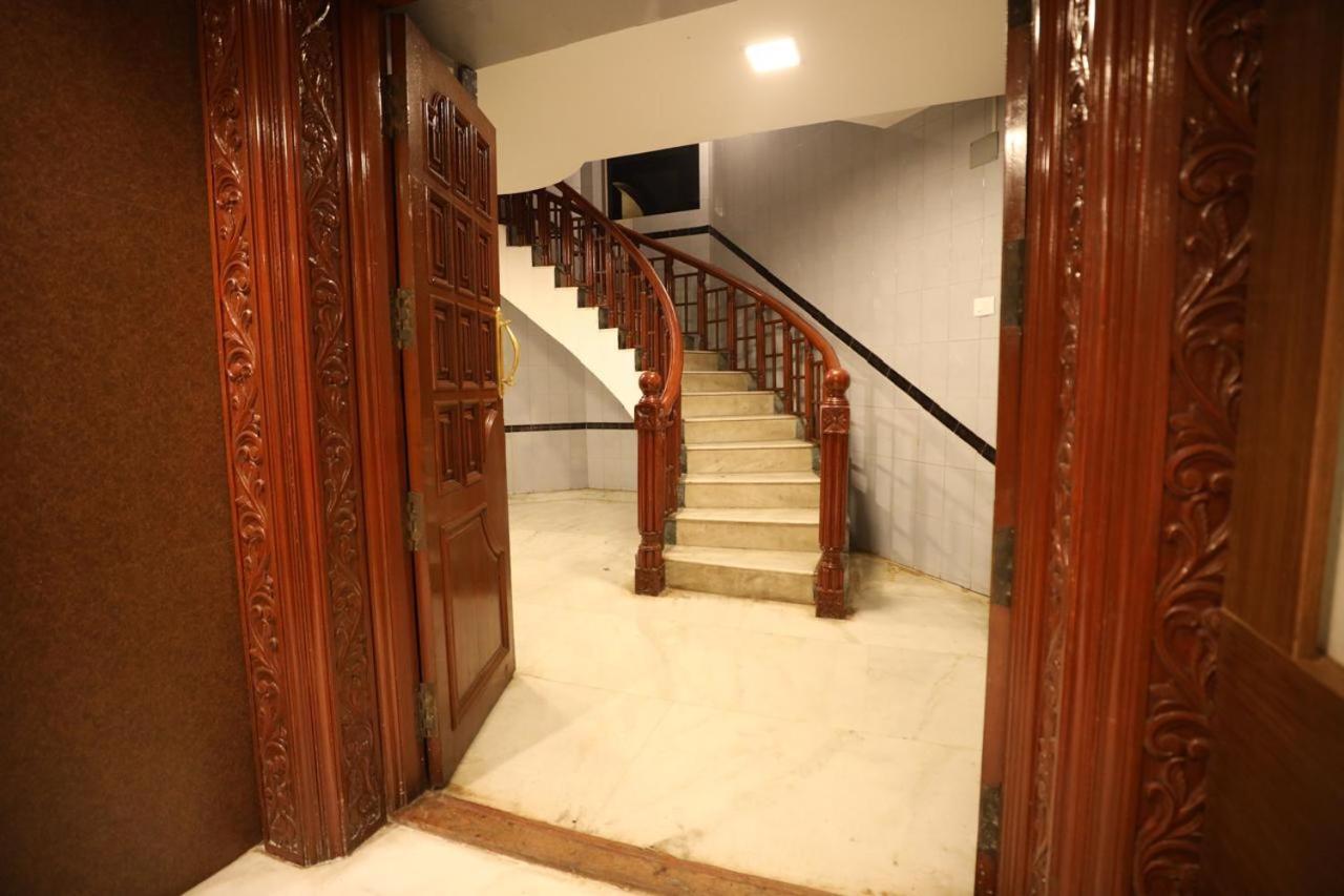 A.R Residency Hotell Chennai Eksteriør bilde